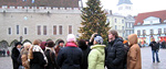 Туристы из России на Ратушной площади Таллина
